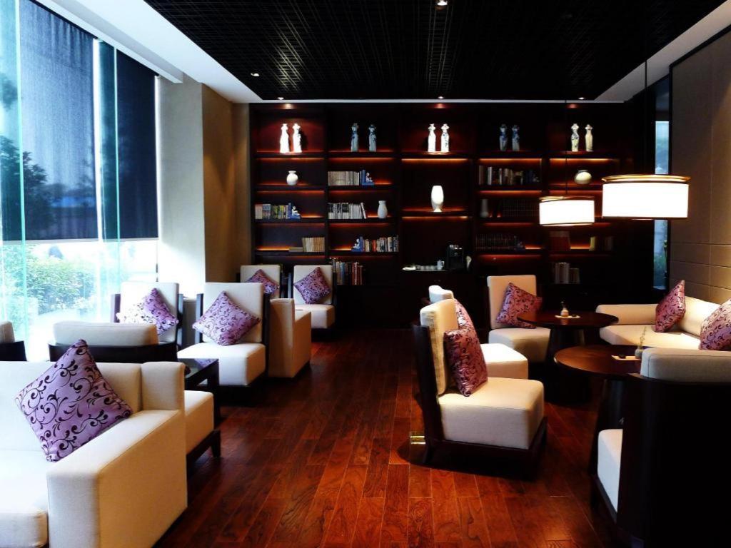 Ssaw Boutique Hotel Hangzhou Xiaoshan City Center מראה חיצוני תמונה
