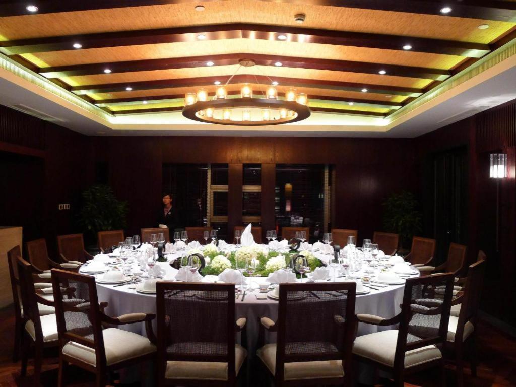 Ssaw Boutique Hotel Hangzhou Xiaoshan City Center מראה חיצוני תמונה