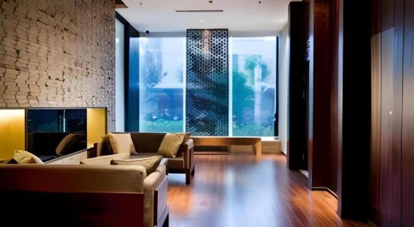 Ssaw Boutique Hotel Hangzhou Xiaoshan City Center מראה חיצוני תמונה