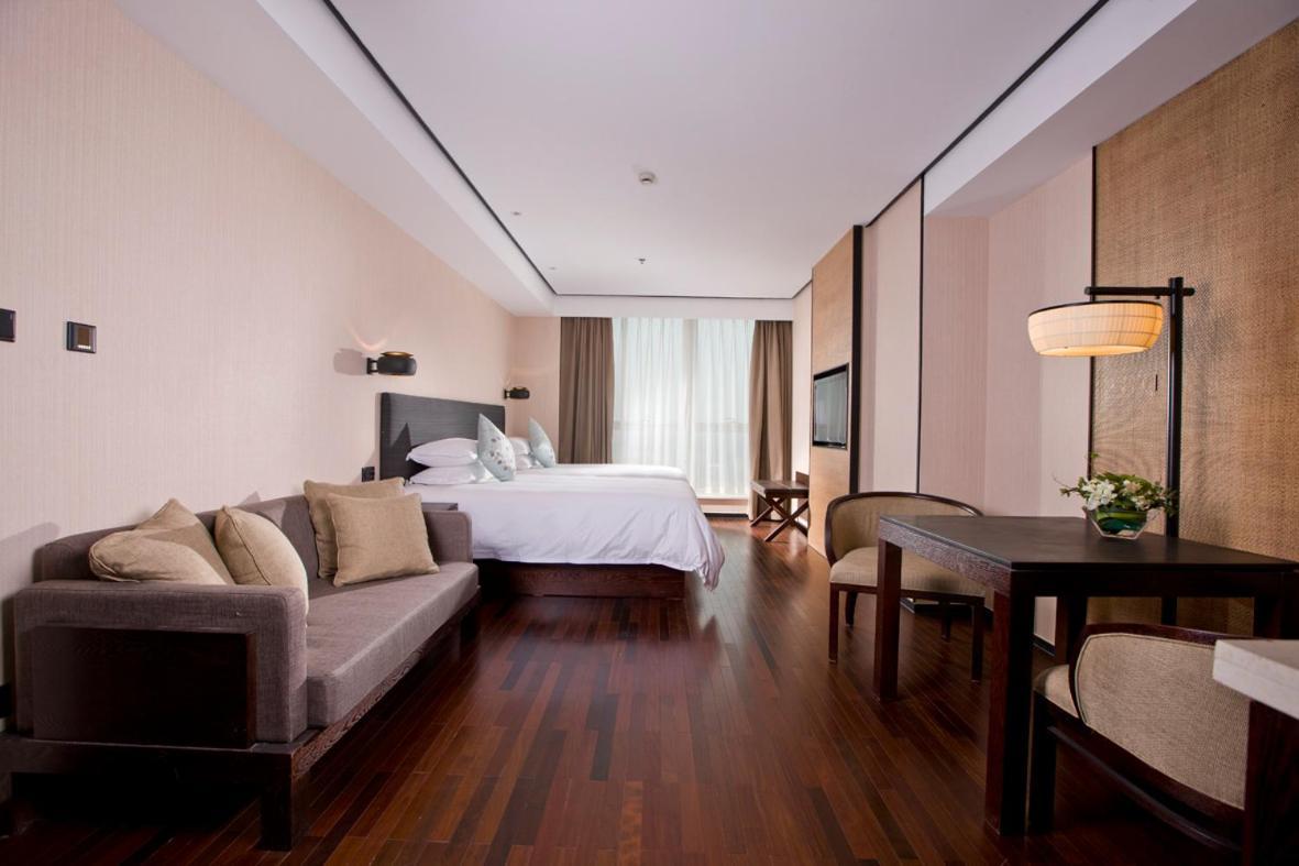Ssaw Boutique Hotel Hangzhou Xiaoshan City Center מראה חיצוני תמונה